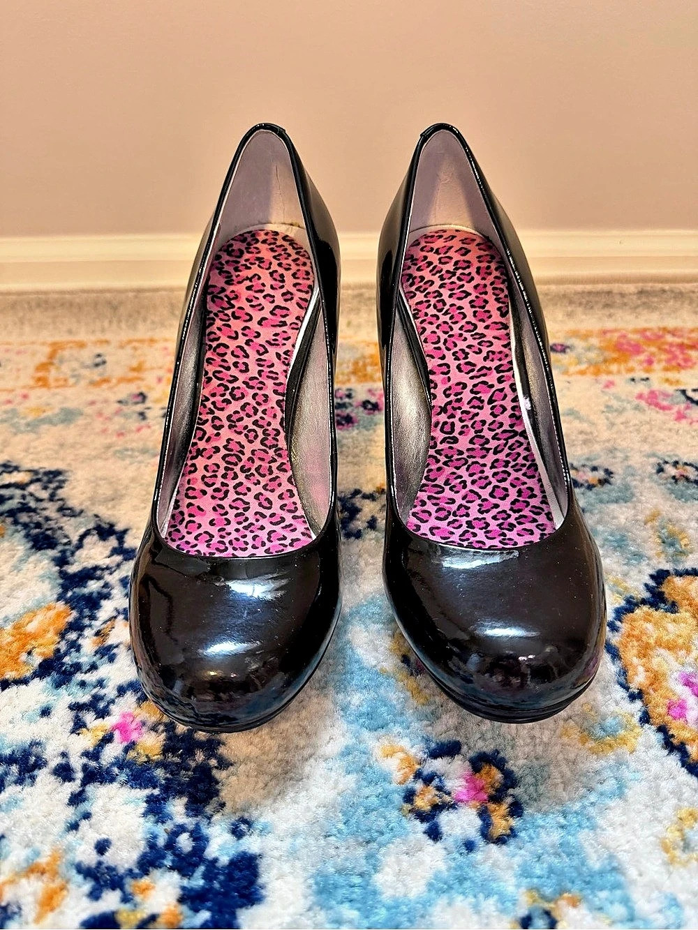 Black Patent Heels - Picture 2 of 6